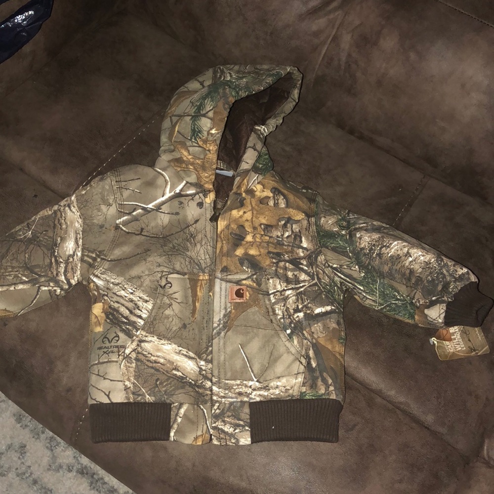 Carhartt camo jacket